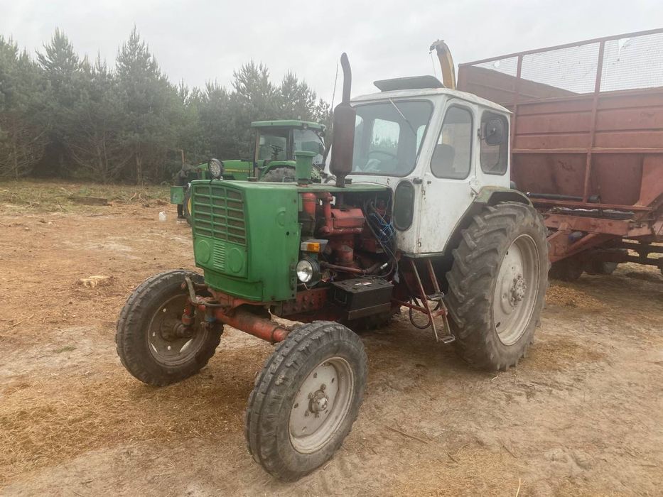 ЮМЗ Трактор.