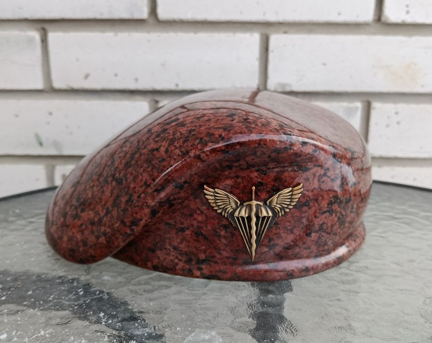 Берет із граніту,ДШВ