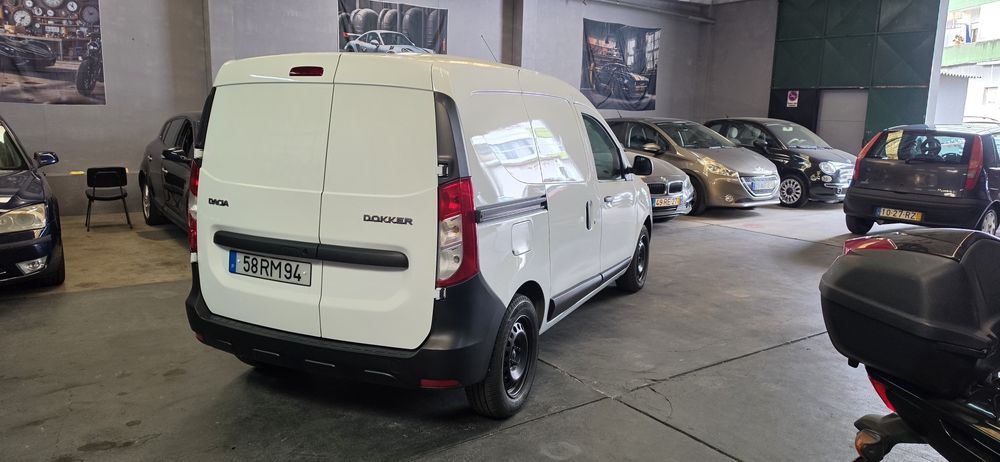 Dacia Dokker 1.5 DCI + GPS + Ar Condicionado + 90 Cavalos