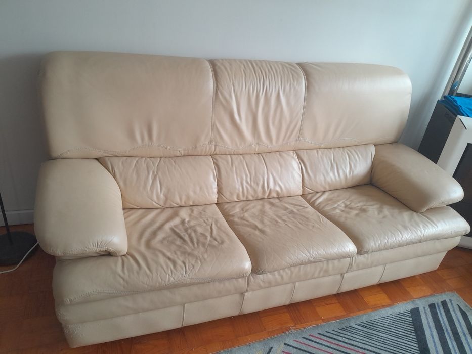 Vendo  sofá + colchão 150€