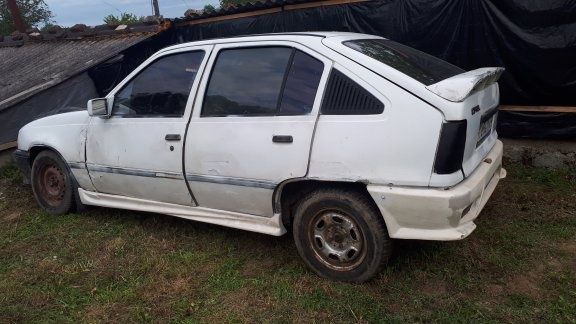 Продам опель кадетт 1.6