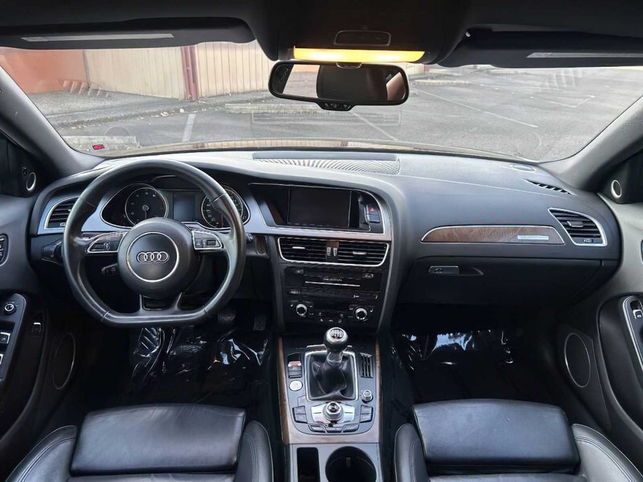 Audi A4      2015