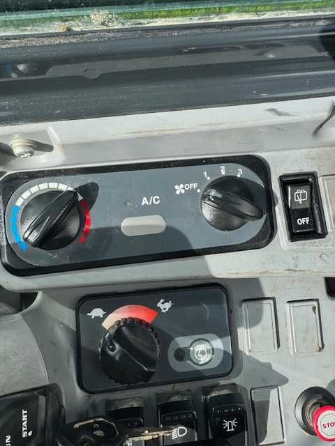 Giratória Kubota U55 Nº55416