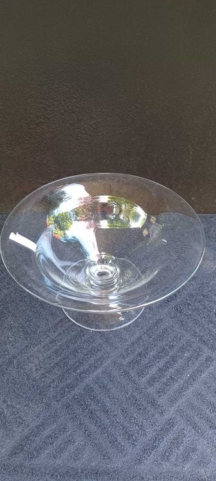 Taça de vidro centro mesa