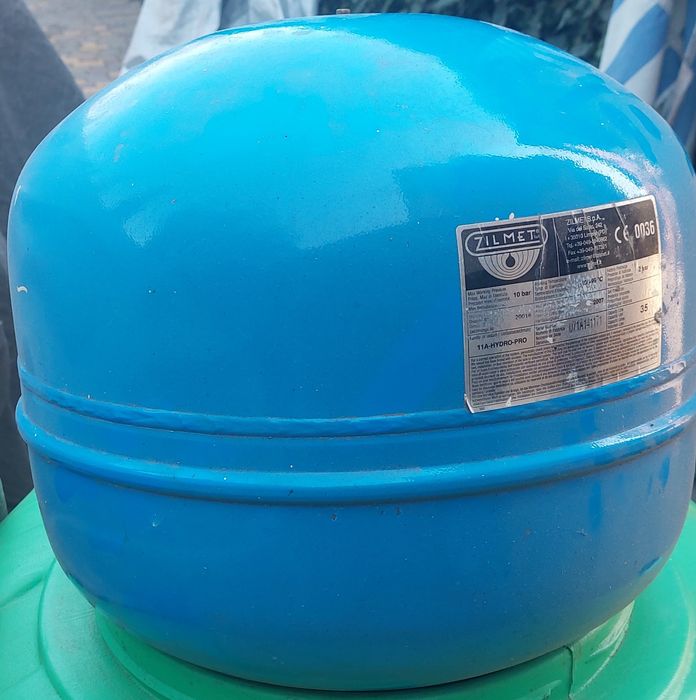 Бачек розширительный на 35 литров