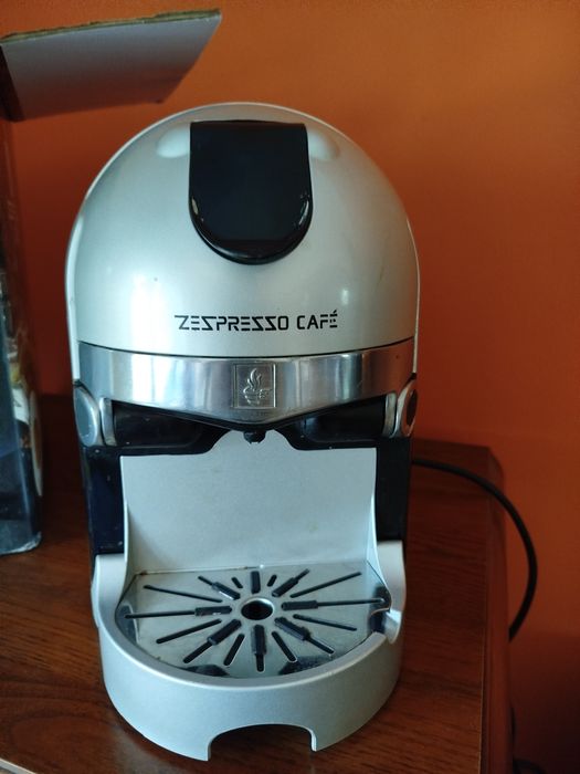 Ekspres do kawy na kapsułki Zepter Zepresso