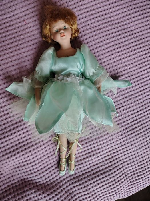 Вінтажні фарфорові кукли