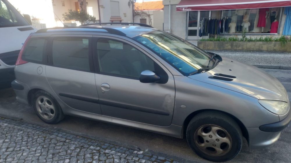 Carro peugeot 2002