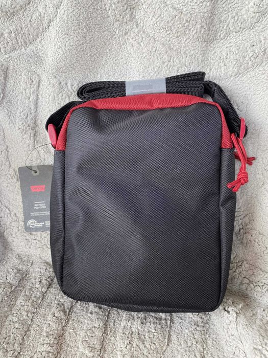 Czarna/Czerwona Torba na Ramie Shoulder Bag Levi's