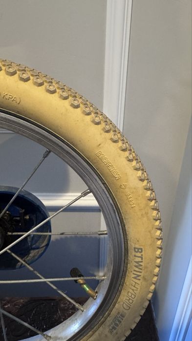 Bicicleta criança B’Twin vintage 16 polegadas como nova
