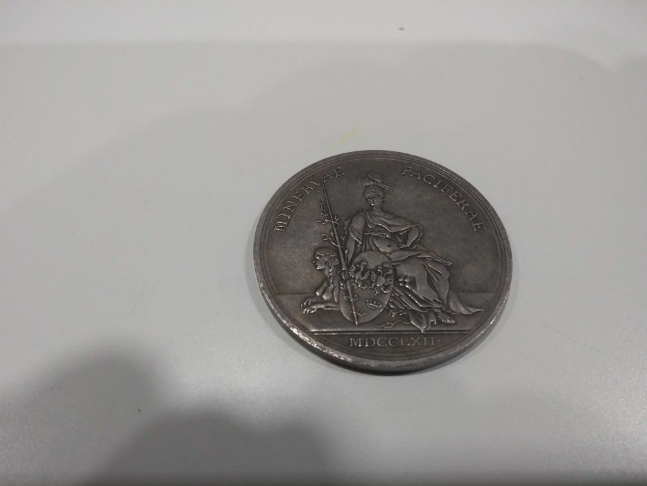 Dobra moneta kolekcjonerska - 1762 (M9)