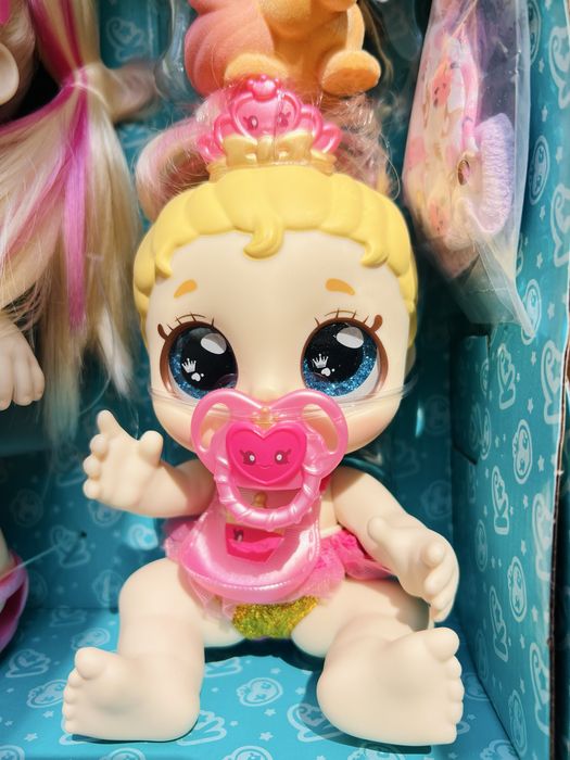 Набір ляльок Kindi Kids Tiara Scented Sisters Pawsome Royal Family