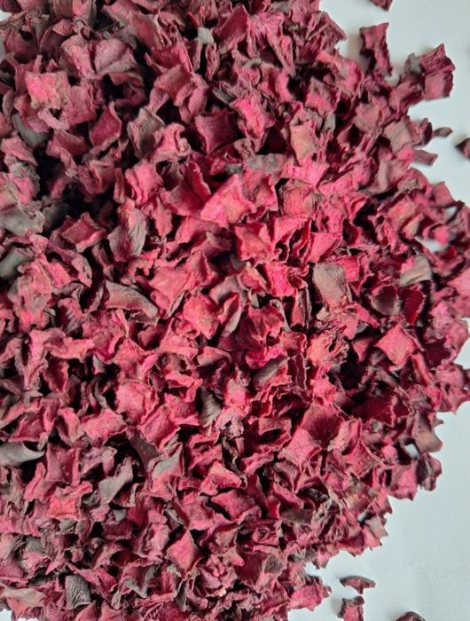 Suszony burak Danimo 1 kg. Pokarm dla psa, królika i gryzonia.