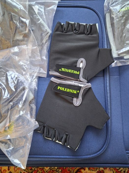 Перчатки безпалые мото-вело