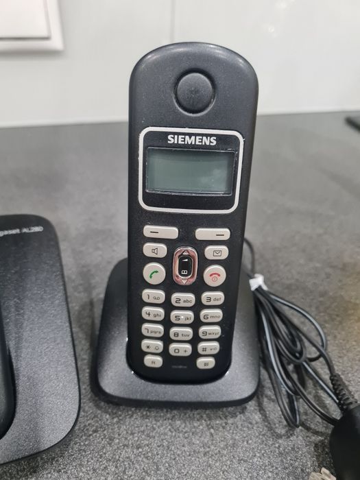 Telefon analogowy bezprzewodowy  Gigaset AL28H