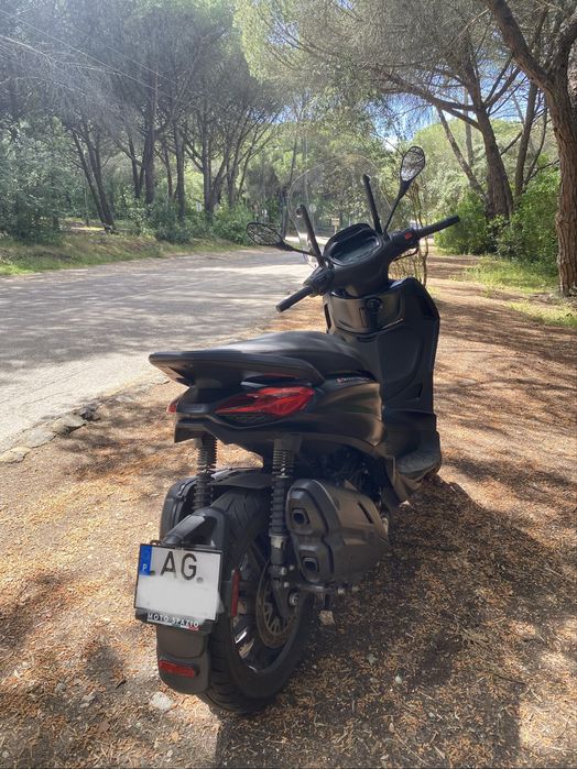 Piaggio Beverly 400 (2021)