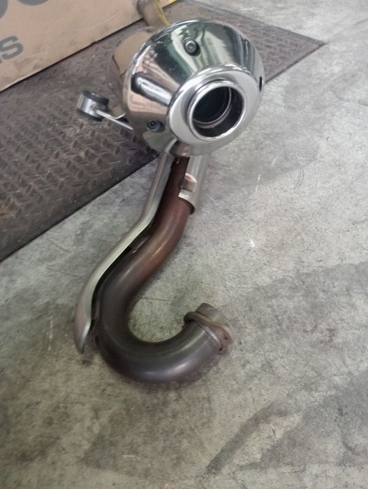 Escape  original  Suzuki LTR 450