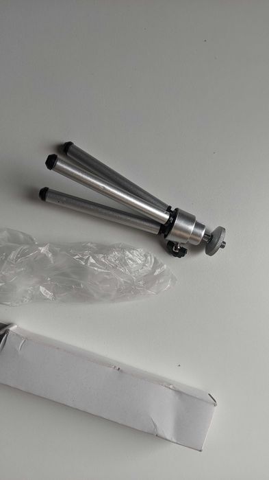 Подставка для фонарика биноклей монокуляров