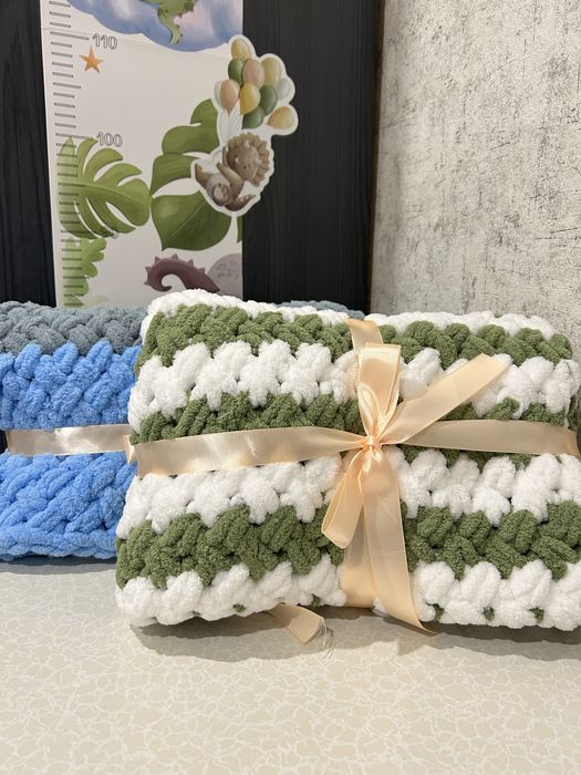 Пледи ручної роботи