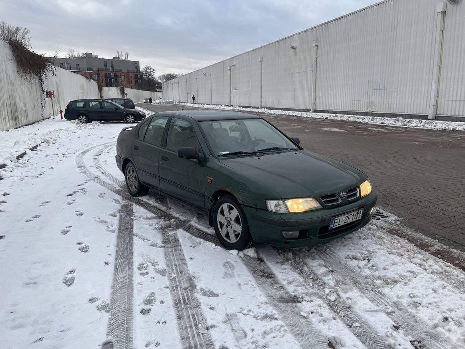 Nissan Primera 2.0 LPG  (polecam)