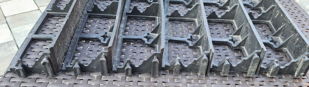 Obrzeża trawnikowe, ogrodowe 6 sztuk + gratisy