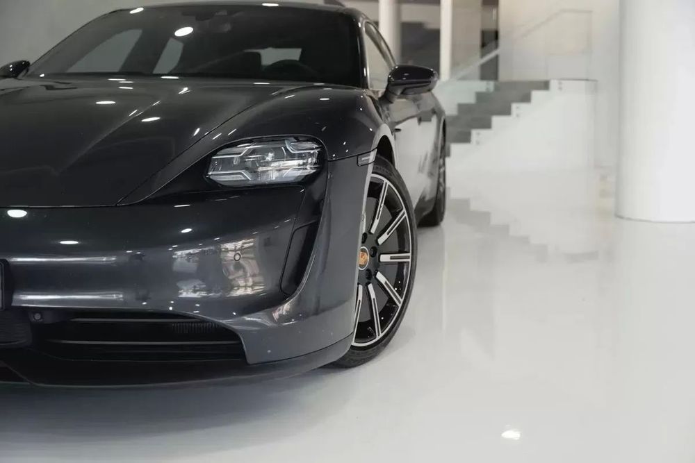 Porsche Taycan 4S
