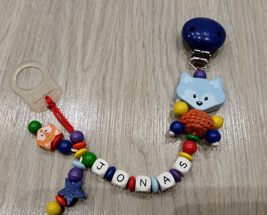 Растяжка на коляску или кроватку из натурального дерева