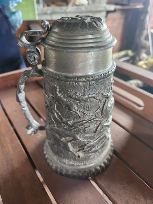 Myśliwski kufel z cyny