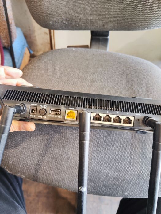продам роутеры Netgear