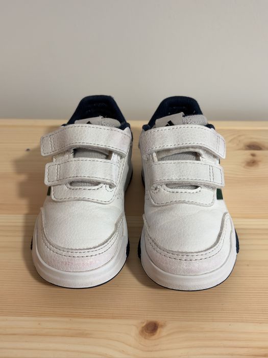 Sapatilha adidas