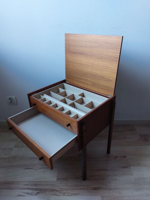 niciak / szafka / organizer tekowy proj.  lata 70-te marki Horn Moebel