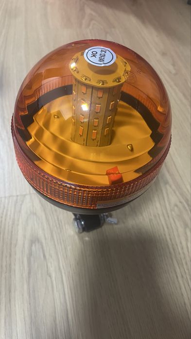 Pirilampo LED Laranja para Trator