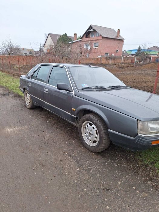 Продам Рено 25 не на ходу.