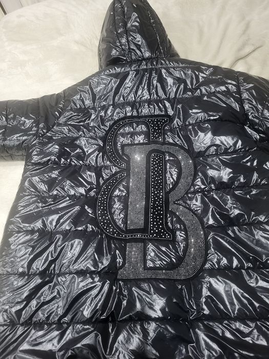 Продам куртку зимову