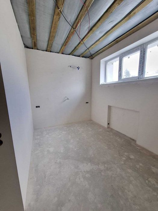 Оренда приміщення вул. В. Стельмаха (Фоззі)