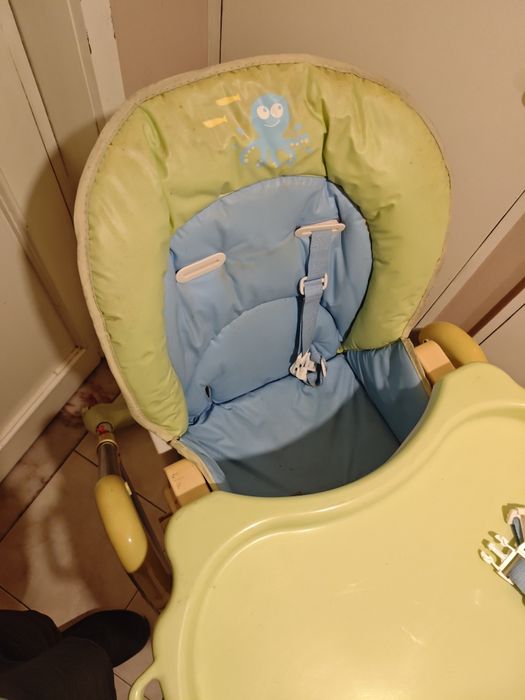 Cadeira de refeição para bébé
