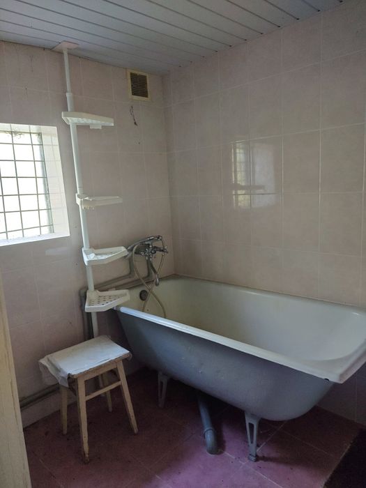 Продаж будинку в центрі