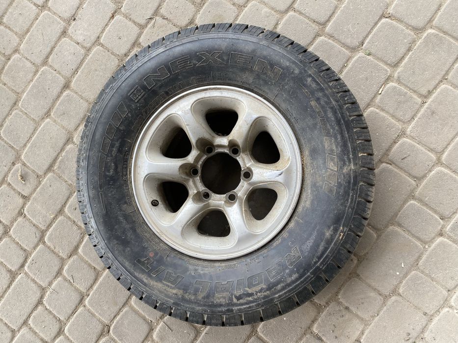 Колесо запаска диск 6 139.7 15 резина 265 70 L200 Pagero navara np300 frontera 31 10.5