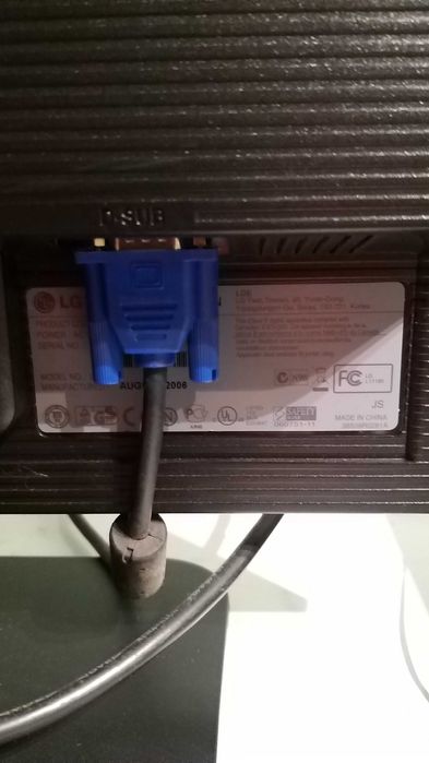 monitor Flatron L1718S