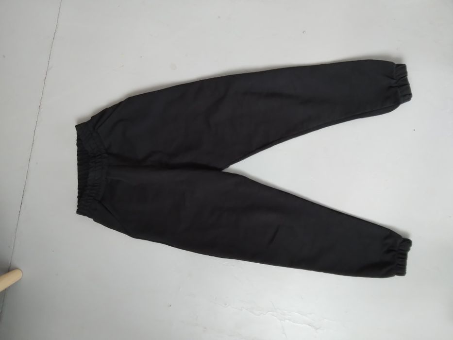 Штани на дівчинку 140 см