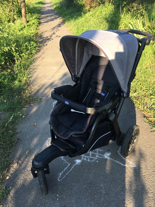Детская коляска Chicco  trio active 2 в1