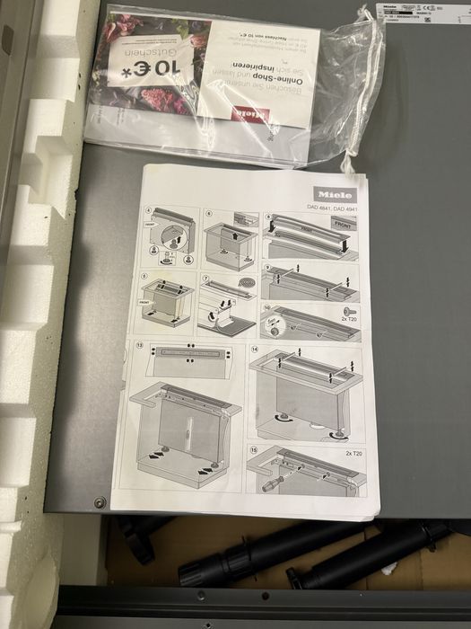 Miele - Wyciag okap  Downdraft DAD 4841 Black Levantar ObsidianBlack