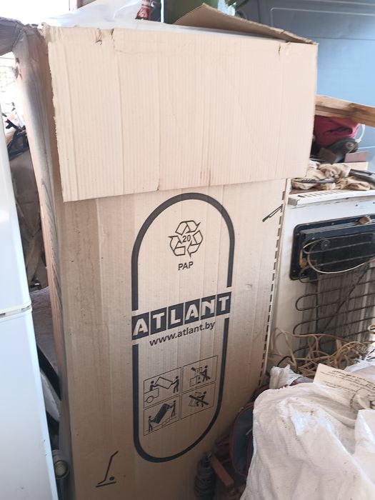 Продам холодильник Атлант мхм 2835 95