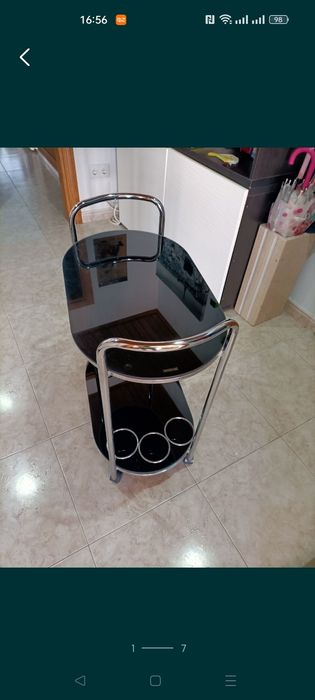 Mesa em vidro em bom estado