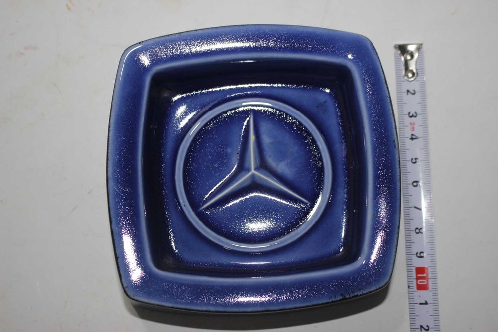 Antigo Cinzeiro Loiça Mercedes - Azul e preto