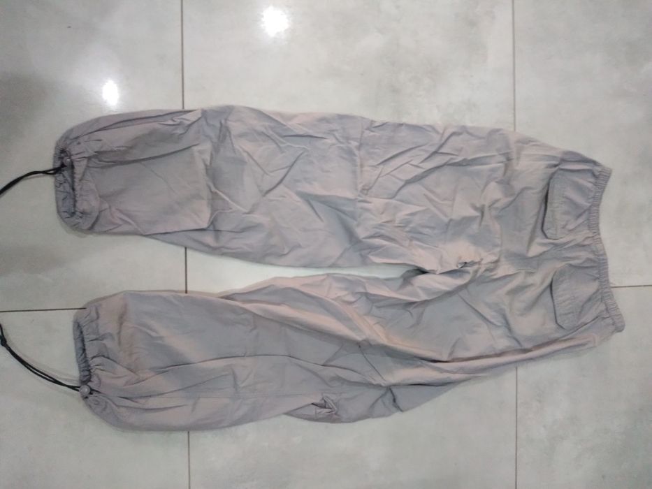 Spodnie na topie rozmiar XS/XL, Pas od 70cm do 90cm