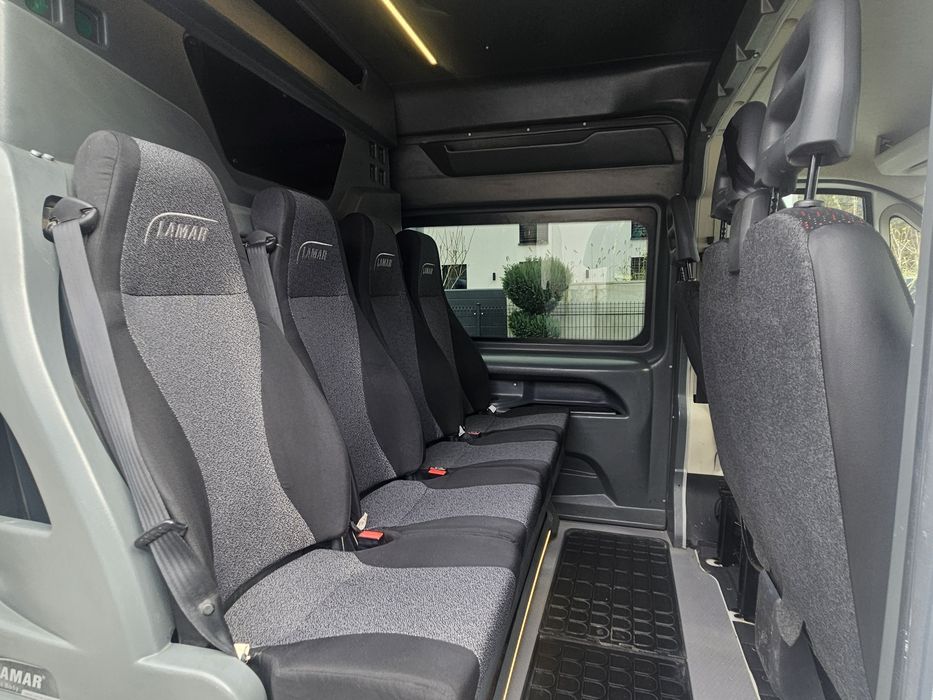 Peugeot Boxer 7osób