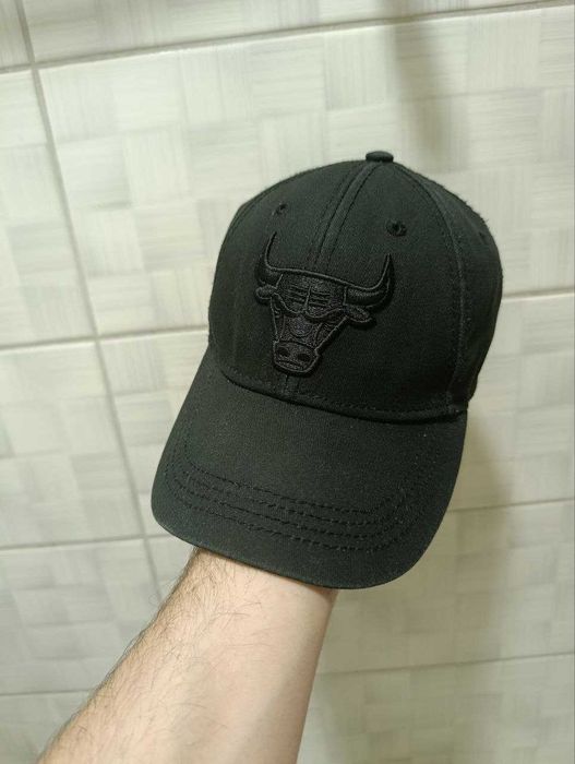 черная бейсболка Mitchell & Ness Chicago Bulls
