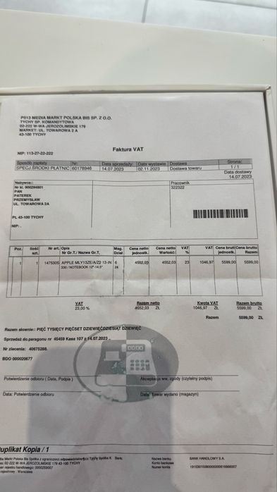 Macbook air m2 13.6 8/256 bardzo dobry stan, Pudełko + kabel + ładowarka