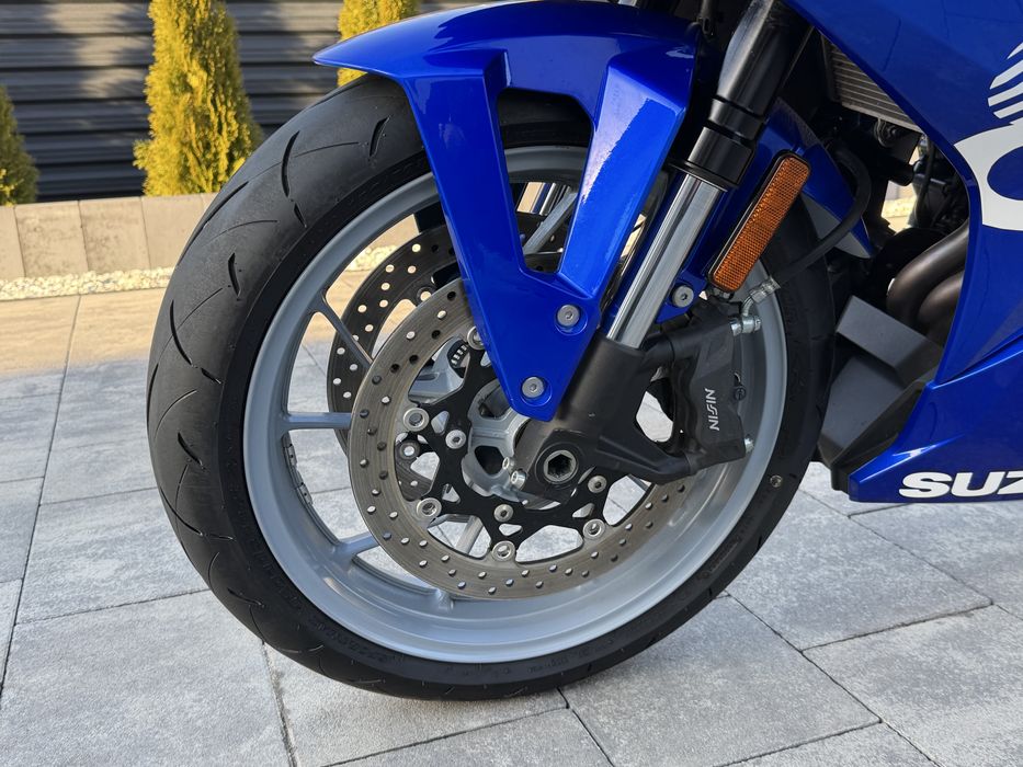 Suzuki gsx 8r 2024